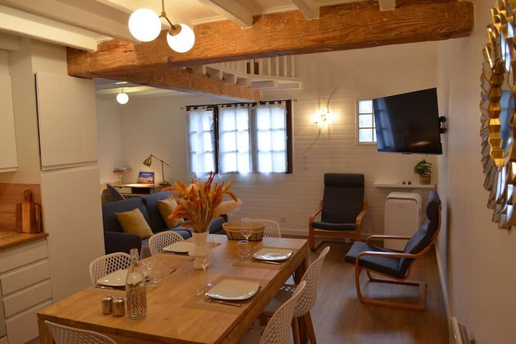 קרקסון Charmant Appartement - Proche Chateau Cite מראה חיצוני תמונה